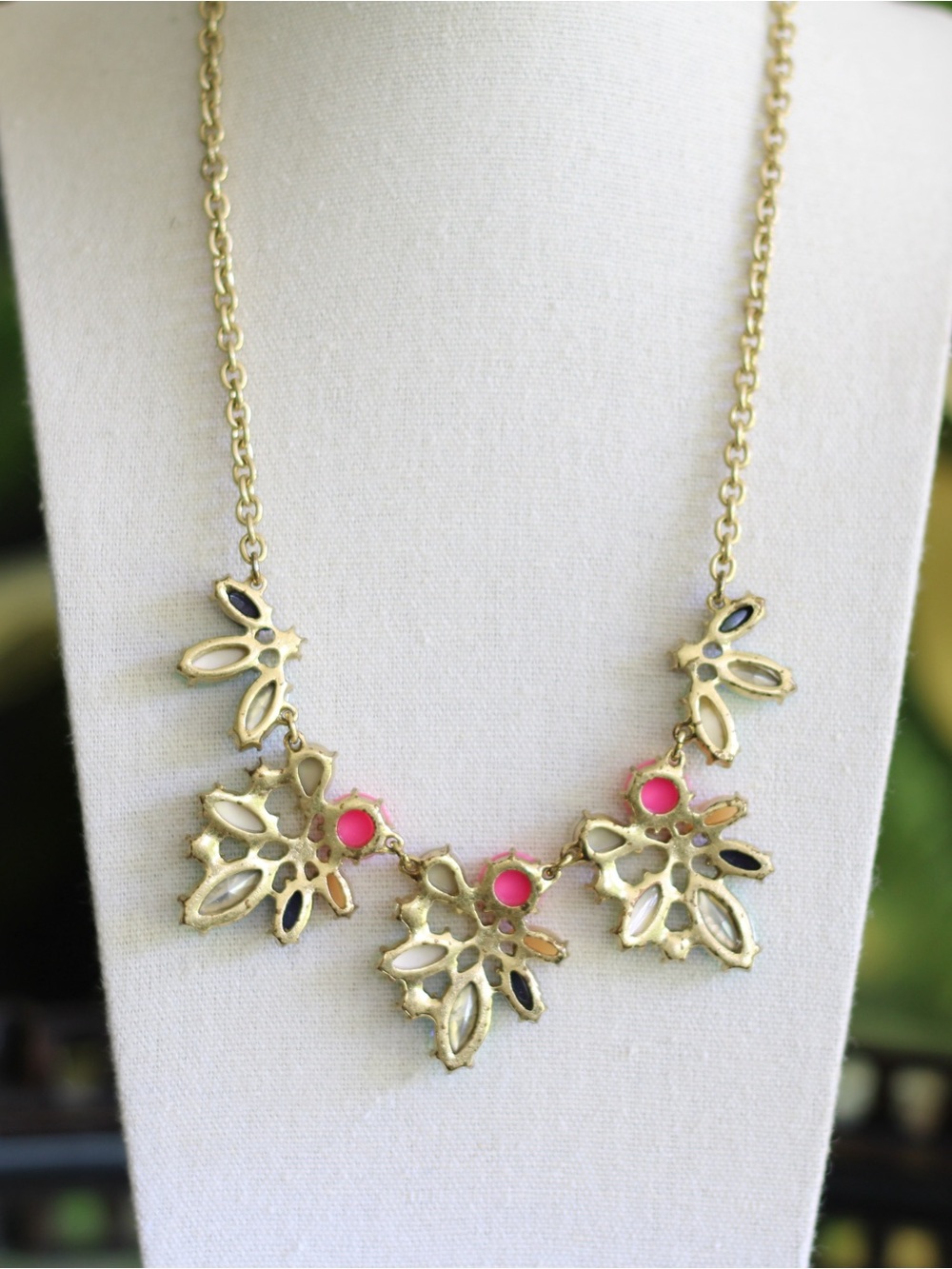J. Crew | Iridescent Statement Necklace - Picture 6 of 9